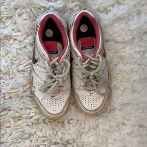 white and pink nike sneakers